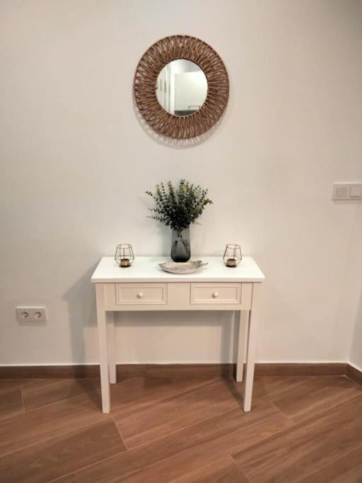 Apartamento Loft Al-Nasir Junto Al Casco Historico Кордоба Екстериор снимка